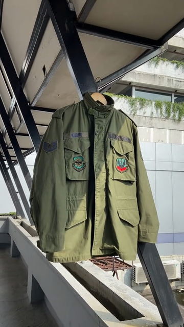 Vintage Olive Green Military Patch Jacket